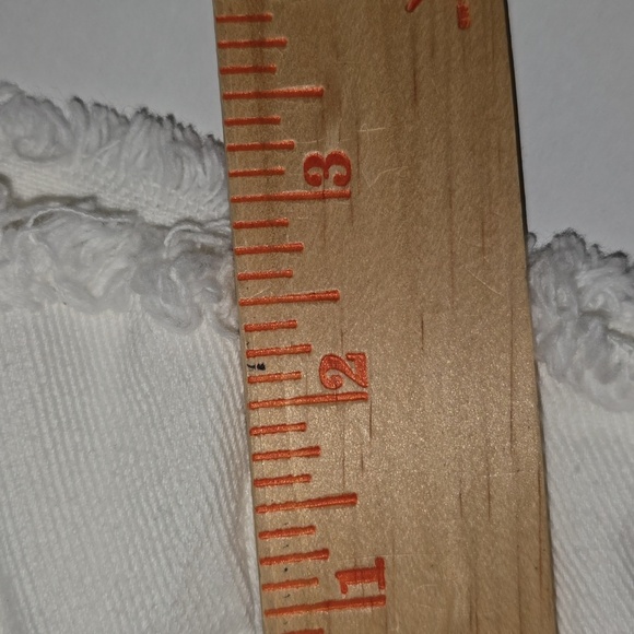 Misguided Extreme Rip Hem High Waisted Distressed White Shorts Women Size 12 - Picture 12 of 13